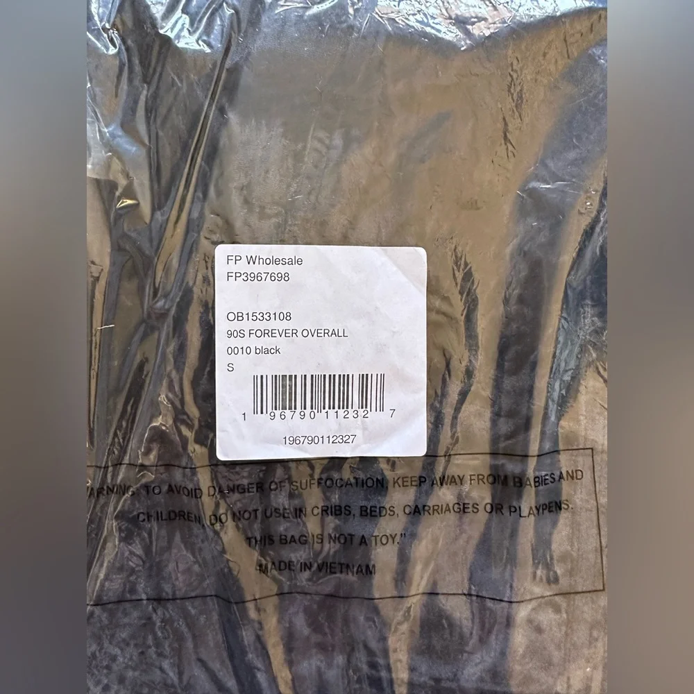 NWT Free People Revolve 90’s Forever Overalls in Black with Tie Sides Jumpsuit - Picture 12 of 12